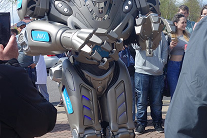 src-titan-the-robot-1.jpg