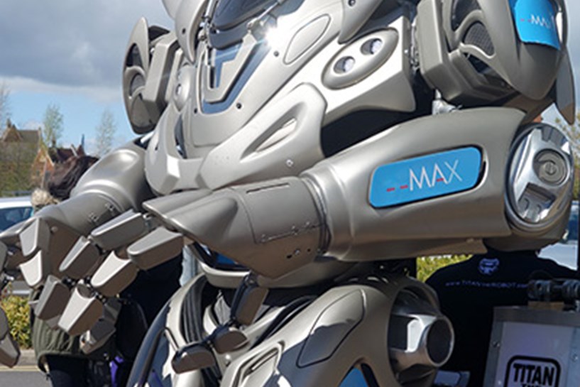 src-titan-the-robot-12.jpg