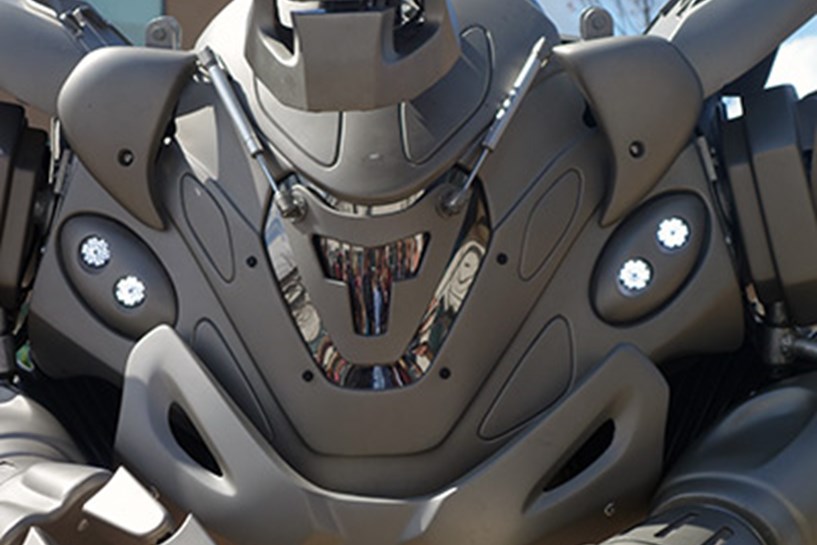 src-titan-the-robot-5.jpg