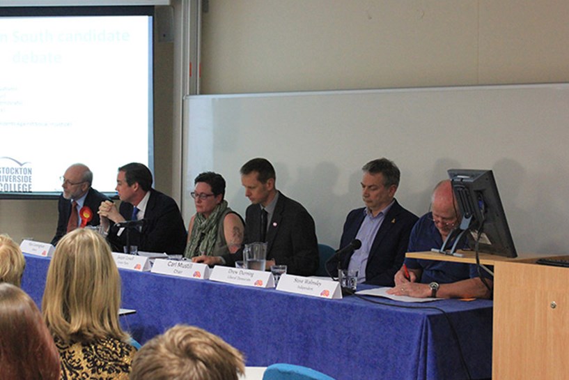 students-focus-candidate-debate-14.jpg