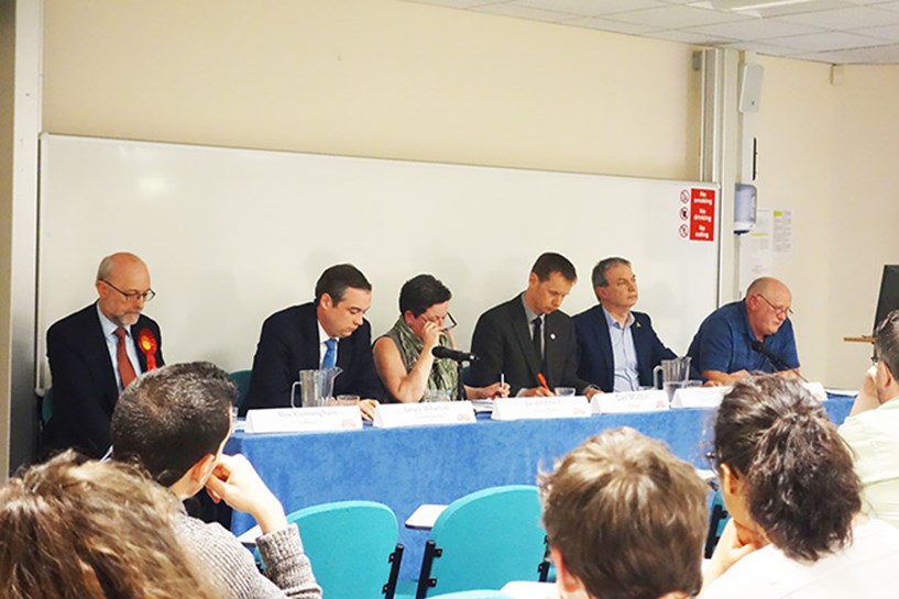 students-focus-candidate-debate-6.jpg