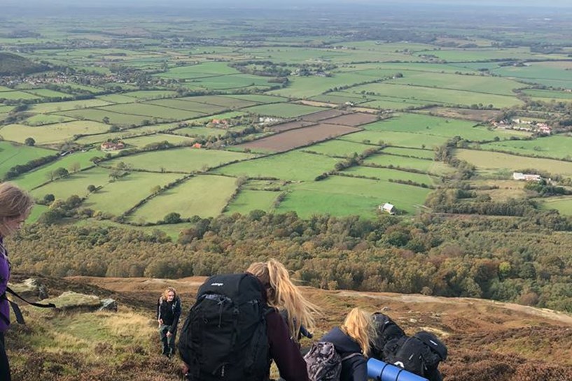 44318074_2108228709507815_2301001296875880448_n.jpg (1)